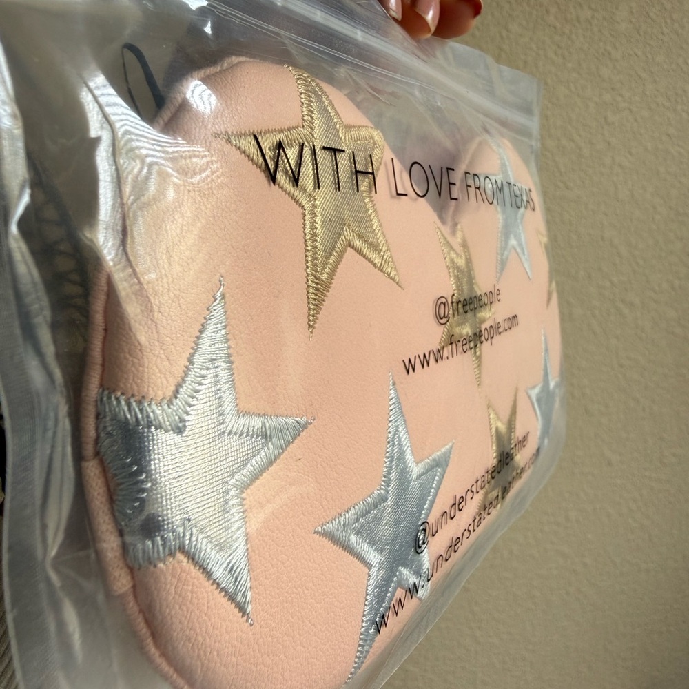 Free People x Understated Leather Eye Mask Pink - Picture 6 of 8